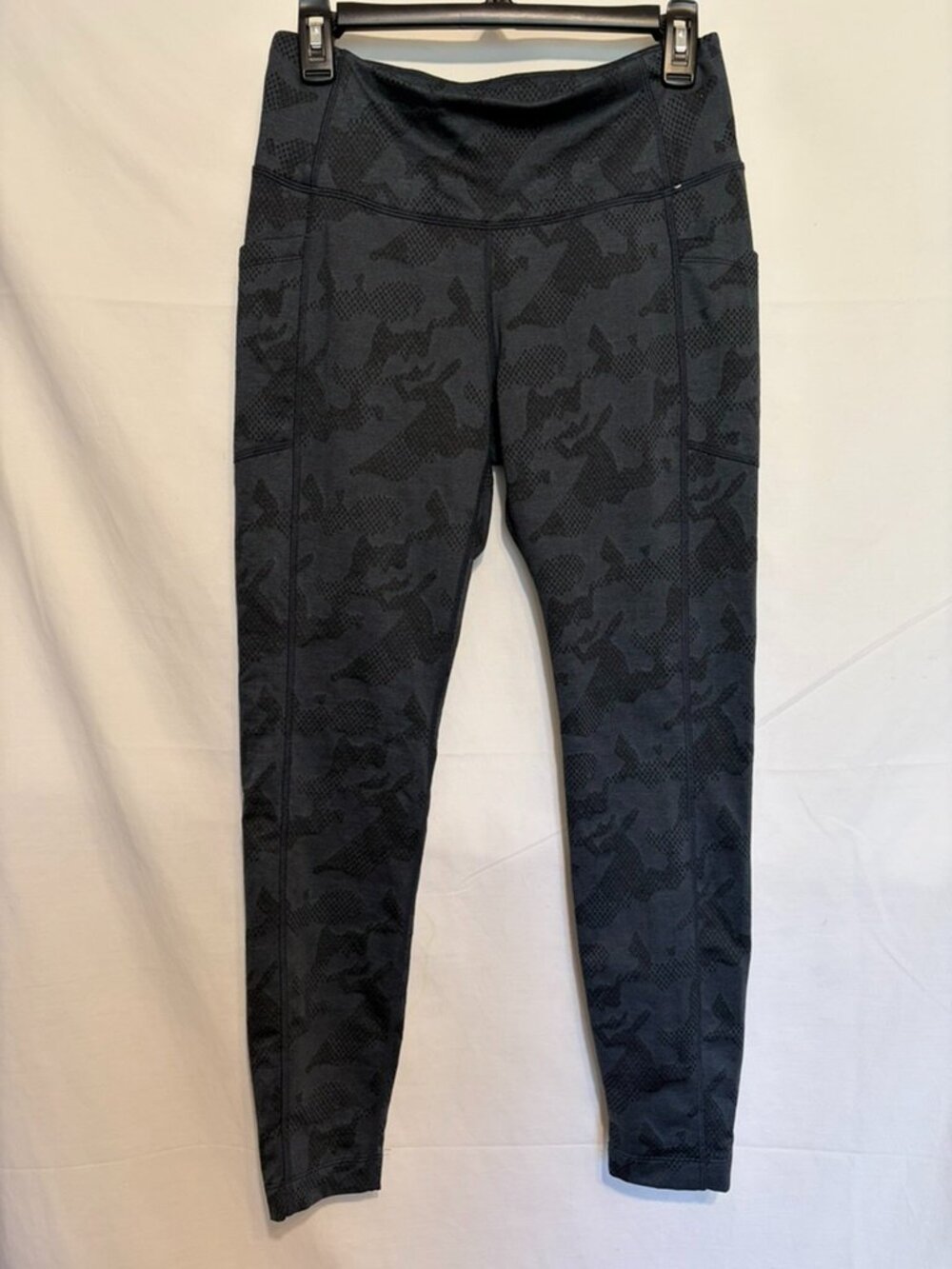 NWOT!  Mondetta Gray Moisture Wicking Brushed Jacquard 2 Pockets Legging ~ Sz.S